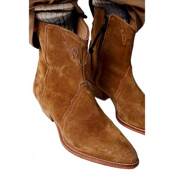 NEW FREE PEOPLE women's new frontier western boot in camel suede - Picture 1 of 2